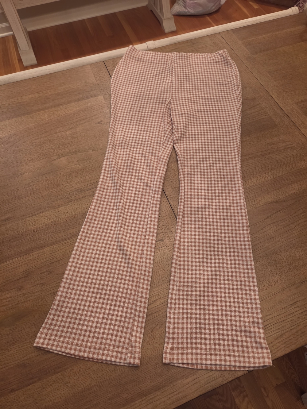 NWT Molly Green Tan Gingham Flare Pants - Size Medium